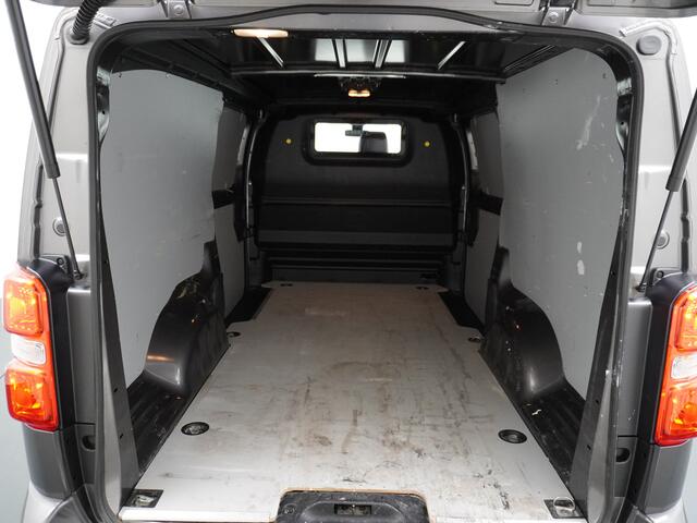 Opel VIVARO 2.0D 145pk 3-Persoons Navi Apple Carplay Android Auto Airco 2X Schuifdeur Pdc Cruise Financial Lease ¤301,- p/mnd DAB+ WiFi Regen/Lichtsensor Dodehoeksensor SpoorAssist Voorruit+Wisserverwarmd 1e Eigenaar Euro 6 370Nm koppel