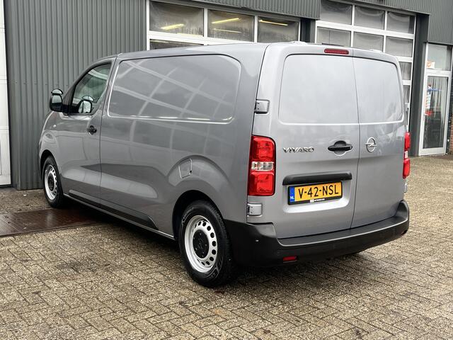 Opel VIVARO 1.5 CDTI L2H1 Marge BTW en BPM vrij!! Airco Cruise controle Navigatiesysteem 2-Persoons Parkeerhulp achter Apple carplay 1e eigenaar Euro 6 Bpm en Btw vrij voor particulier gebruik !!