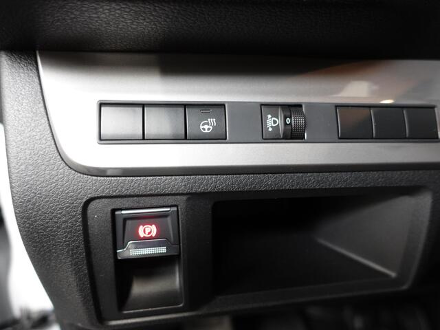 Opel VIVARO 2.0 Diesel 180 S&S L3 Automaat Dubbele Cabine 2 schuifdeuren Android Auto/Apple CarPlay Navigatie Keyless Entry&Start Climate Control Camera Cruise Control Houten afwerking laadruimte Trekhaak lichtmetalen velgen