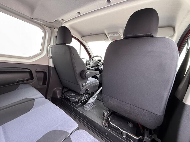 Opel VIVARO D126PK Dubbele Cabine 5-Persoons L2H1 Trekhaak Camera Navi Airco Cruise Control Pdc Sport EcoFlex 1.6CDTI Euro 6 Betonplex Vloer Wandbetimmering Schuifdeur Regen-Lichtsensor 1e Eigenaar Origineel Nederlandse Auto Dealeronderhouden 2.000kg trekvermogen