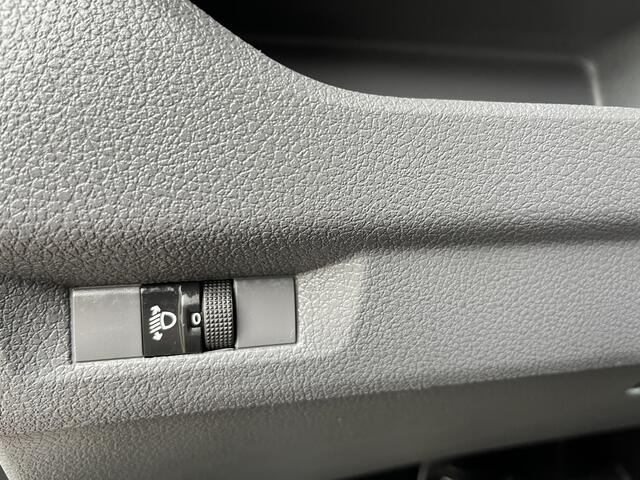 Opel VIVARO 1.5 CDTI L2H1 Marge BTW en BPM vrij!! Airco Cruise controle Navigatiesysteem 2-Persoons Parkeerhulp achter Apple carplay 1e eigenaar Euro 6 Bpm en Btw vrij voor particulier gebruik !!