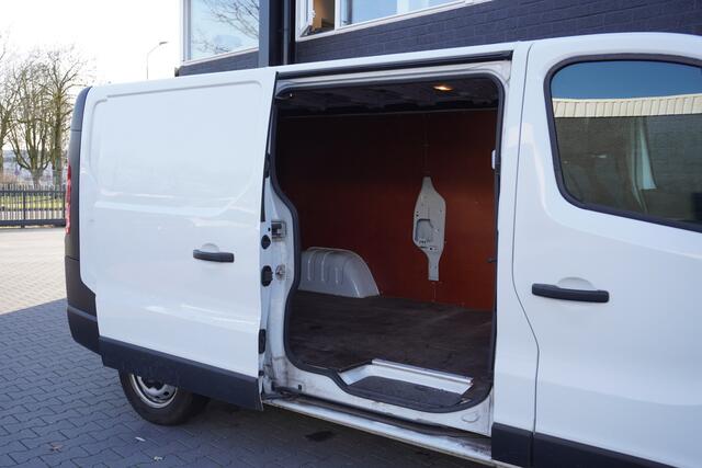 Opel VIVARO 1.6 CDTI L2 EURO 6 - Airco - Navi - Camera - ¤ 11.950,- Excl.