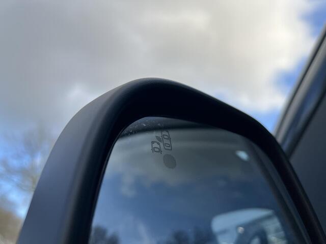 Opel VIVARO Electric L3 75 kWh 136pk | ACTIE! | 8 jaar garantie | 0% financial lease| NAVI | Apple Carplay | Android Auto | Parkeersensoren voor- en achter | Achteruitrijcamera | Dode hoek detectie | Mistlampen | Licht- en regensensor | Automatische verlichting | Dig