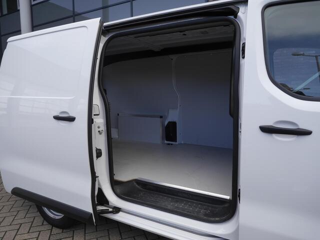 Opel VIVARO 2.0 Diesel 145 L3 | Lage km.stand | 3 Zits Parkeersensoren achter | Regensensor | Achterdeuren met ramen | Airco | Digtitaal instrumentenpaneel | Trekhaakvoorbereiding