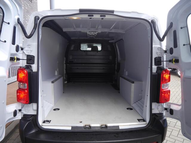 Opel VIVARO 2.0 Diesel 145 L3 | Lage km.stand | 3 Zits Parkeersensoren achter | Regensensor | Achterdeuren met ramen | Airco | Digtitaal instrumentenpaneel | Trekhaakvoorbereiding