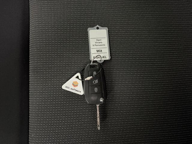 Opel VIVARO Combi 1.5CDTI 120PK Lang Personenbus | 9-Persoons | ¤ 20.900,-- Incl BTW/BPM | Airco | Cruise