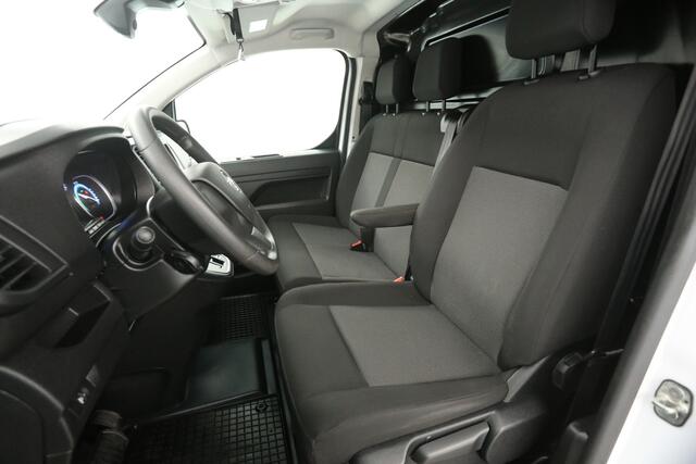 Opel VIVARO Vivaro-e 75 kWh L2H1 | Snelladen | SOH 99% | Airco | Cruise | Carplay | 3 Zits | Parkeersens.