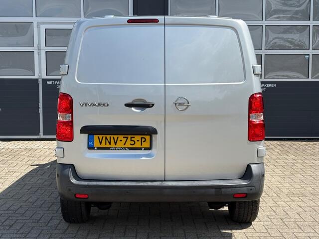 Opel VIVARO 2.0 CDTI 144PK L2 / Camera / Cruise / PDC / Carplay / Navi / Airco / Flippers