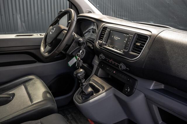Opel VIVARO 2.0 L2H1 125PK | Bedrijfswageninrichting | Cruise | Carplay | Camera | Airco | PDC | Trekhaak