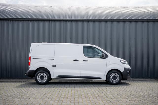 Opel VIVARO 2.0 L2H1 125PK | Bedrijfswageninrichting | Cruise | Carplay | Camera | Airco | PDC | Trekhaak
