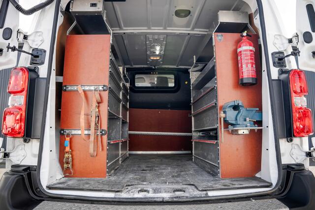 Opel VIVARO 2.0 L2H1 125PK | Bedrijfswageninrichting | Cruise | Carplay | Camera | Airco | PDC | Trekhaak