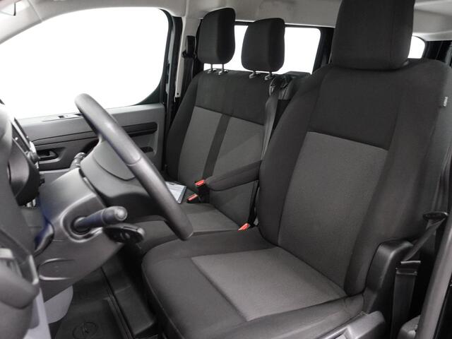 Opel VIVARO Vivaro-e Combi L3H1 75 kWh 9-persoons PERSONENBUS Airco Navi PDCA Sidebars