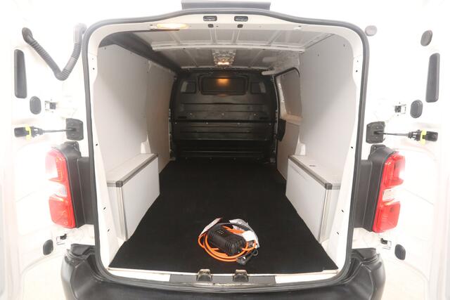 Opel VIVARO Vivaro-e 75 kWh L2H1 | Snelladen | SOH 87% | Airco | Cruise | 3 Zits | Carplay | Parkeersens.