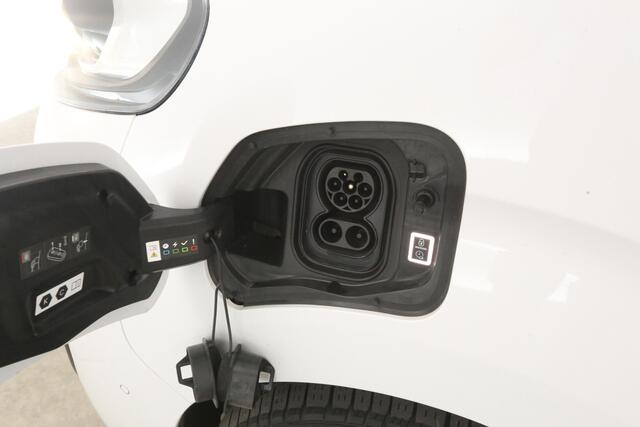 Opel VIVARO Vivaro-e Fiat e-Scudo 75 kWh L2H1 | Snelladen | SOH 96% | Airco | Camera | Cruise | 3 Zits | Trekhaak | Carplay