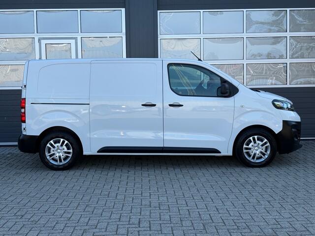 Opel VIVARO Electric 75 kwh 136 PK L2 / Elektrisch / PDC / Trekhaak / Cruise / Dodehoek Camera