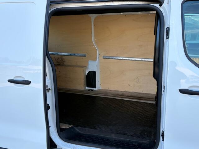 Opel VIVARO Electric 75 kwh 136 PK L2 / Elektrisch / PDC / Trekhaak / Cruise / Dodehoek Camera