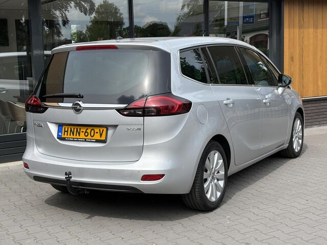 Opel ZAFIRA Tourer 1.4 7p. Panoramadak, Camera, Navi, Trekhaak