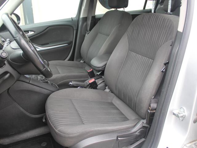 Opel ZAFIRA Tourer 1.4 Edition 7p. | TREKHAAK | NAVIGATIE | 12 MAANDEN BOVAG GARANTIE |