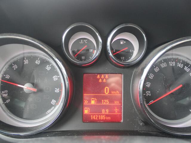 Opel ZAFIRA Tourer 1.4 Edition 7p. | TREKHAAK | NAVIGATIE | 12 MAANDEN BOVAG GARANTIE |