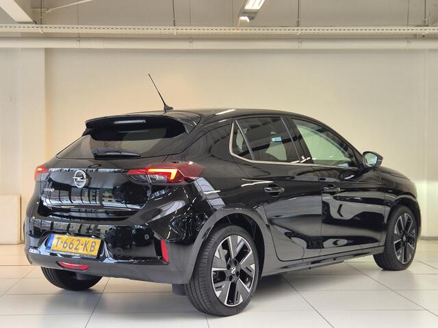 Opel e-Corsa Level 3 50 kWh 3 fase | Navigatie | Achteruitrijcamera | Stoel/Stuurverwarming | Keyless Entry | Apple Carplay/Android Auto |