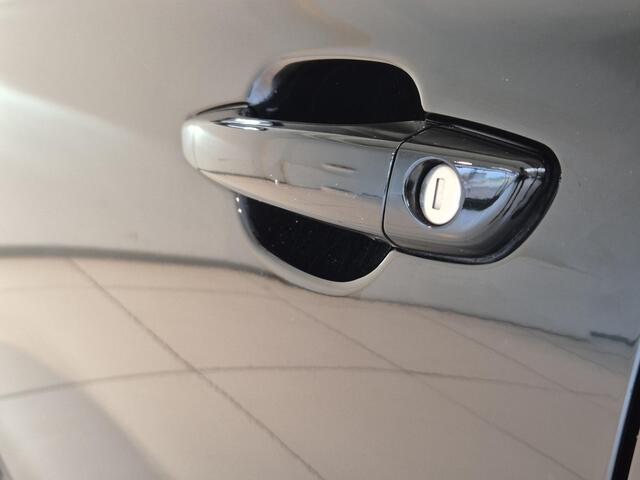Opel e-Corsa Level 3 50 kWh 3 fase | Navigatie | Achteruitrijcamera | Stoel/Stuurverwarming | Keyless Entry | Apple Carplay/Android Auto |