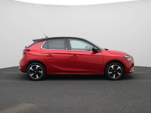 Opel e-Corsa Electric Elegance 50 kWh | Carplay | Achteruitrijcamera | Navigatie | Climate Control | Warmtepomp