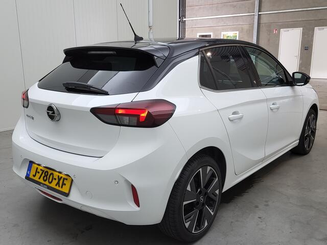 Opel e-Corsa Elegance 50 kWh | Verwacht | Stoelverwarming | Navi | Pano |