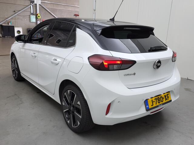 Opel e-Corsa Elegance 50 kWh | Verwacht | Stoelverwarming | Navi | Pano |