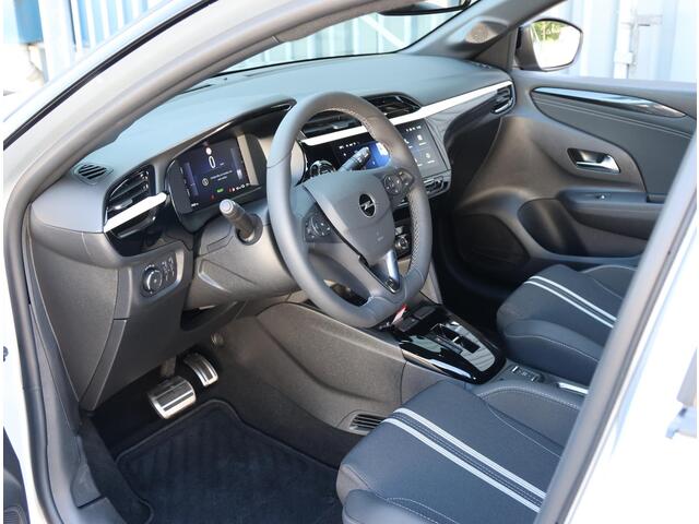 Opel e-Corsa Electric Long Range GS 51 kWh | AppleCarPlay/AndroidAuto | Climate Control | Camera | 16"LMV | Navigatie | FULL LED | Virt.Cockpit | Two-tone | Parkeersensoren Rondom | Armsteun | Isofix |
