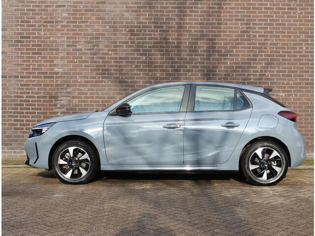 Opel e-Corsa 50kWh 136pk | Navigatie via Apple Carplay/Android Auto | Parkeersensoren Achter | LED Koplampen | Keyless Start | DAB Ontvanger | Volledig Digitaal Instrumentenpaneel | Climate Control | Cruise Control | 16" Lichtmetalen Velgen | Parkeersensoren |