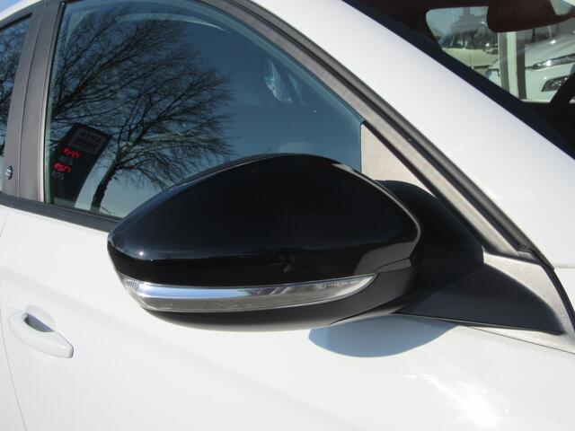 Opel e-Corsa Edition 50 kWh EV | Climate | Navigatie | Cruise Control | Lage km-stand! | (Occasion)