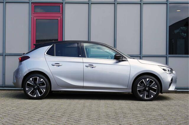 Opel e-Corsa Elegance 50kWh ACC Premium & Park Pack SOH 92%