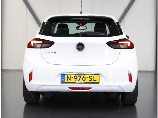 Opel e-Corsa Edition 50 kWh 136PK | AppleCarPlay/AndroidAuto | Climate Control | Cruise Control | Virt.Cockpit | Isofix | DAB Radio | Keyless | Warmtepomp |