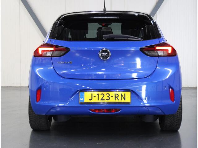 Opel e-Corsa Elegance 50 kWh 136PK | AppleCarplay/AndroidAuto | stoel & stuur verwarming | Climate Control | Cruise Control | 10"scherm | Camera | Navigatie | LM velgen | Keyless | Two-Tone | LED | Parkeersensoren |
