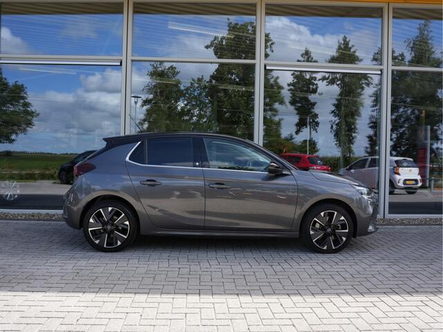 Opel e-Corsa Elegance 50 kWh | LED | Navigatie | Stoelverwarming | Clima | Android/Apple Carplay