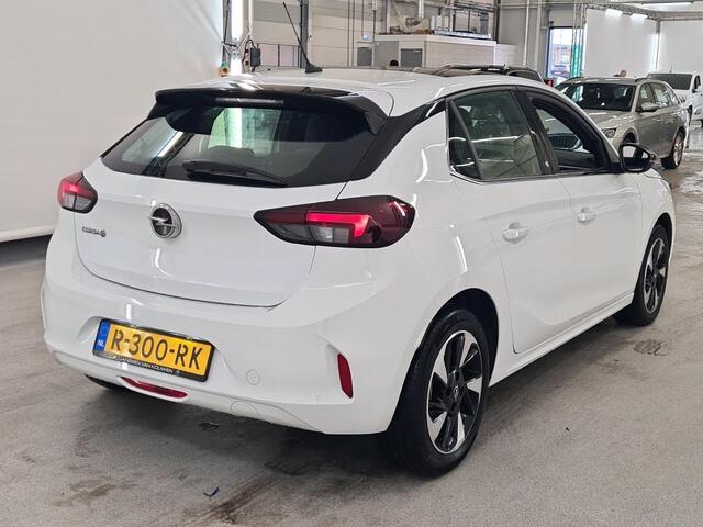 Opel e-Corsa Elegance 50 kWh 1e Eigenaar | Volledig Onderh | BTW | NL-Auto | Pano | Sfeer | 1 Kabel | Warmtepomp | Climate | Carplay | Full Led | Keyless