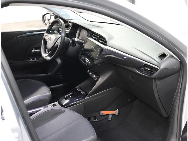 Opel e-Corsa Elegance 50kWh 136PK | 1ste eigenaar | AppleCarPlay/AndroidAuto | ACCURAPPORT 90% | 3 FASE | Armsteun | Camera | Dodehoekdetectie | Keyless | Navigatie | AUTOMAAT | Parkeersensoren | Isofix |