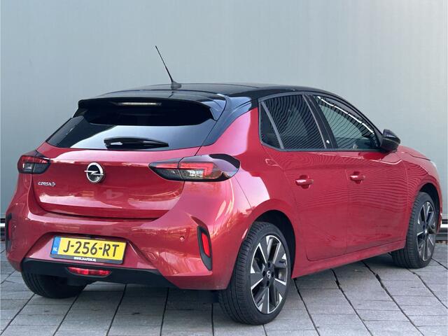 Opel e-Corsa BWJ 10-2020 | GS Line 136PK 50 kWh | PANO DAK | CAMERA A | CLIMA | NAVI | SPORTSTOELEN | CARPLAY | PDC 2X