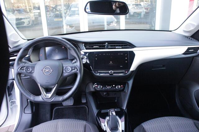 Opel e-Corsa GS Line 50 kWh | 3-FASE LADER | SNEL LAADFUNCTIE | APPLE CARPLAY/ANDROID AUTO | LED KOPLAMPEN | WINTER PAKKET: STOEL VERWARMING/STUUR VERWARMING | ZWART DAK | CLIMATE CONTROL | CRUISE CONTROL | DAB+ RADIO | ACHTERUITRIJ CAMERA |