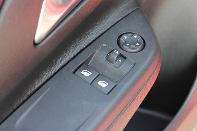 Opel e-Corsa Edition 50 kWh//Storing volgradar!