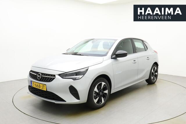 Opel e-Corsa Elegance 50 kWh | Uniek! Lage KM-stand! | Navigatie | Warmtepomp | Verwarmbare voorstoelen | Climate control | Cruise control | LED koplampen | Lichtmetalen velgen | metallic lak