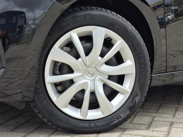 Opel e-Corsa Electric 50 kWh | SoH 99% | Apple Carplay / Andriod Auto | LED | Warmtepomp | Stoel & Stuur verwarming | Dodehoek detectie | Achteruitrijcamera |