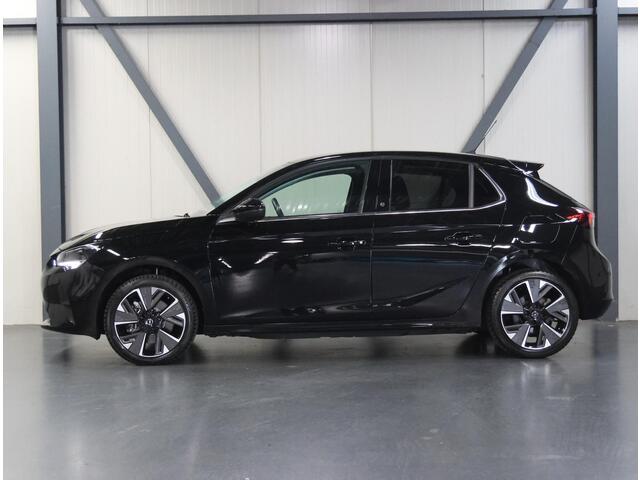 Opel e-Corsa Level 3 50kWh 136PK | 1ste eigenaar | ACCU 95% | AppleCarplay/AndroidAuto | Armsteun | Winterpakket | 17"LMV | Parkeersensoren | Navigatie | AUTOMAAT | Cruise Control | Climate Control | Keyless | Isofix | Privacy Glass |