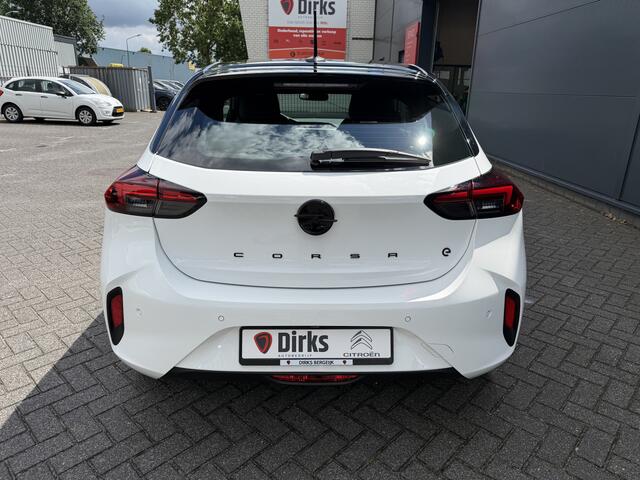 Opel e-Corsa Electric Ultimate 50 kWh (Camera - LED - Automatische Airco - Alcantara - Stoel-/- Stuurverwarming - Navigatie via APP - Parkeersensoren V+A - Two Tone - Dodehoekdetectie)