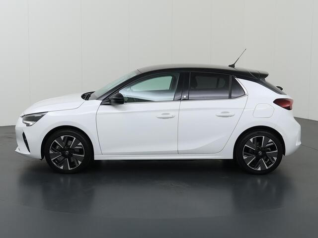 Opel e-Corsa Elegance 50 kWh | SOH 90% | Navigatie | Camera | DAB | Apple CarPlay/Android Auto | Stoelverwarming | Climate Control | Stuurverwarming | Cruise Control |