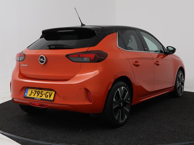 Opel e-Corsa Elegance 50 kWh | Stoel - Stuurwielverwarming | Park. Sensoren |