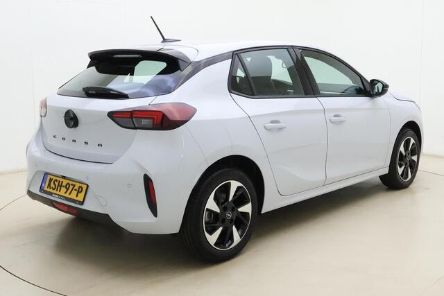 Opel e-Corsa Electric Long Range GS 51 kWh | Climate control | NIEUW | tot 429km WLTP | 100kW snelladen | Stoel- & stuurverwarming | Camera | Apple Carplay/Android Auto