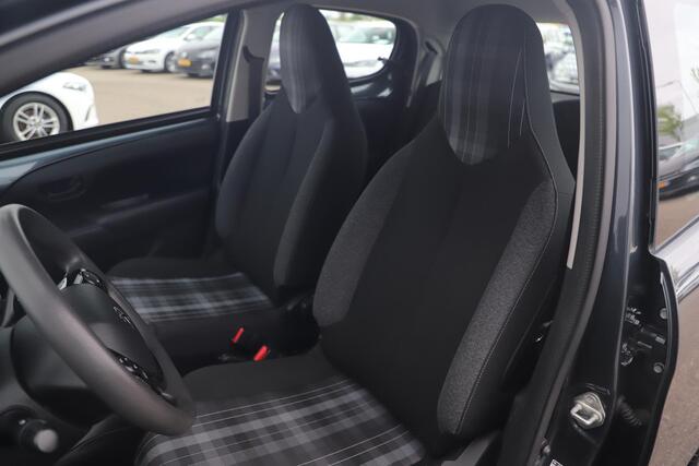Peugeot 108 1.0 e-VTi Active Airco Radio Bluetooth Grijs Metallic Elektrische Ramen