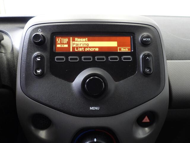 Peugeot 108 1.0 e-VTi Active Premium AIRCO/BLUETOOTH!
