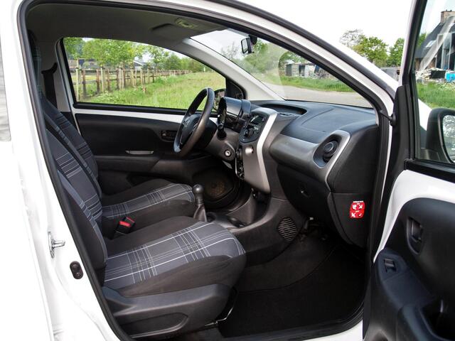 Peugeot 108 1.0 e-VTi Active | Bluetooth | Airco |